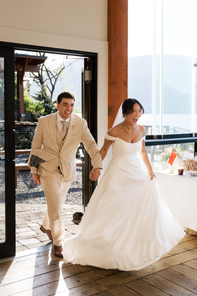 The lodge on harrison lake wedding photographer