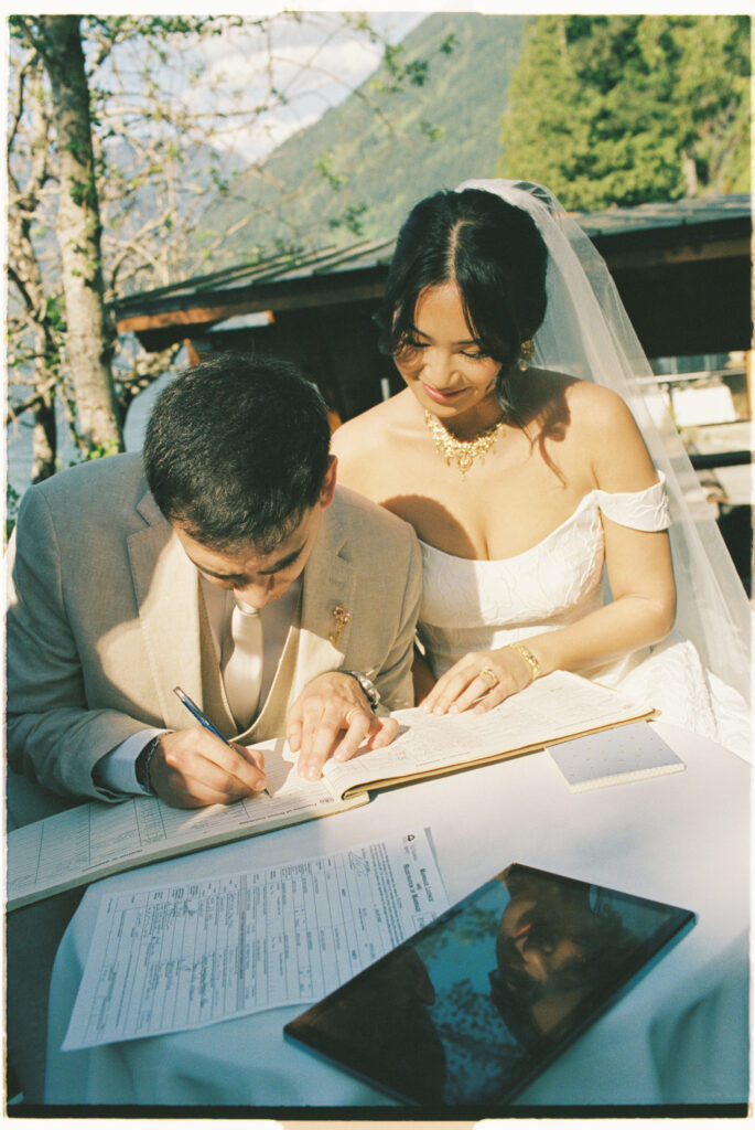 The lodge on harrison lake wedding photographer