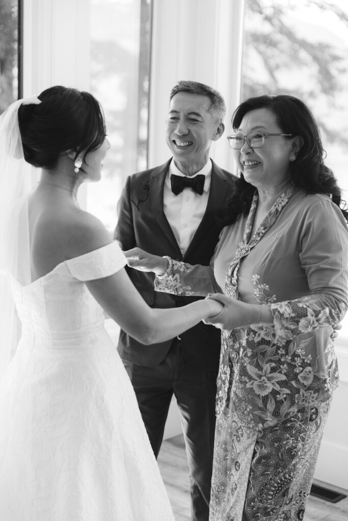 The lodge on harrison lake wedding photographer